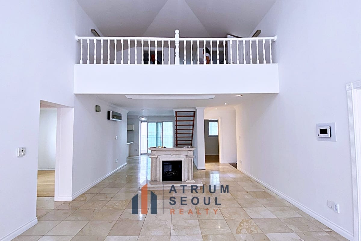 Apartment For Monthly Rent in Itaewon