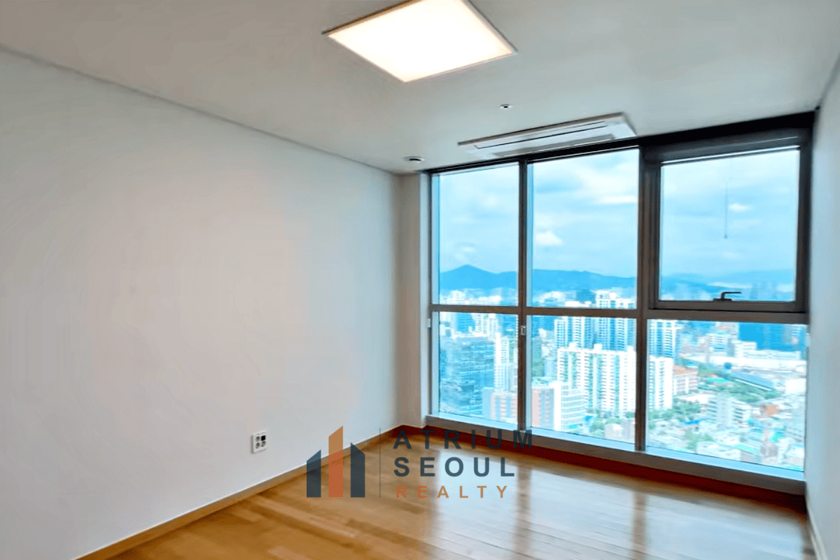 Bed room TRIMAGE 3BR Apartment for Rent in Seongsu Seoul - Atrium Seoul Realty