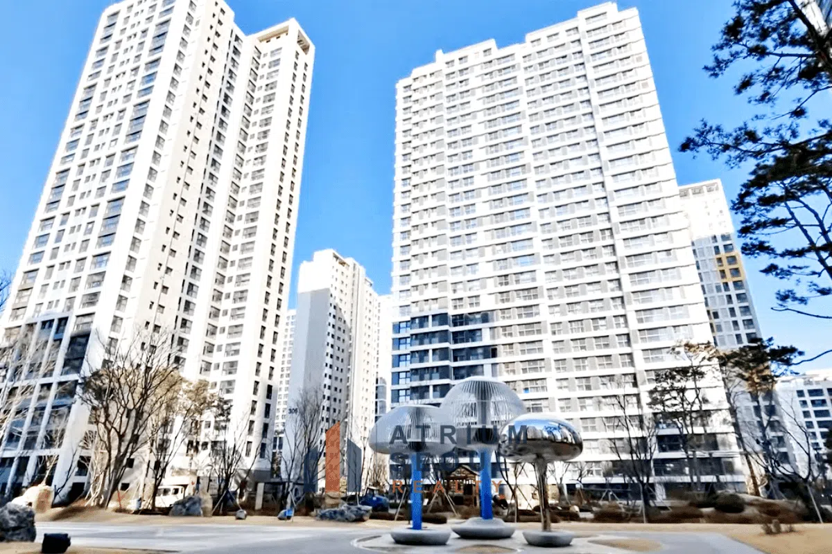 Complex View - Apartment for Rent in Helio City - Atrium Seoul Realty