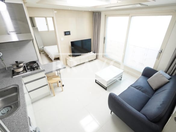 Fully Furnished Apartment for Short term Rent in Gangnam Seoul