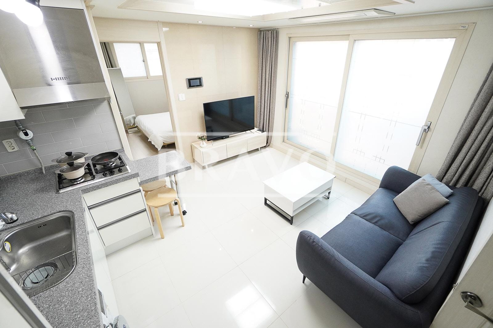 Fully Furnished Apartment for Short term Rent in Gangnam Seoul