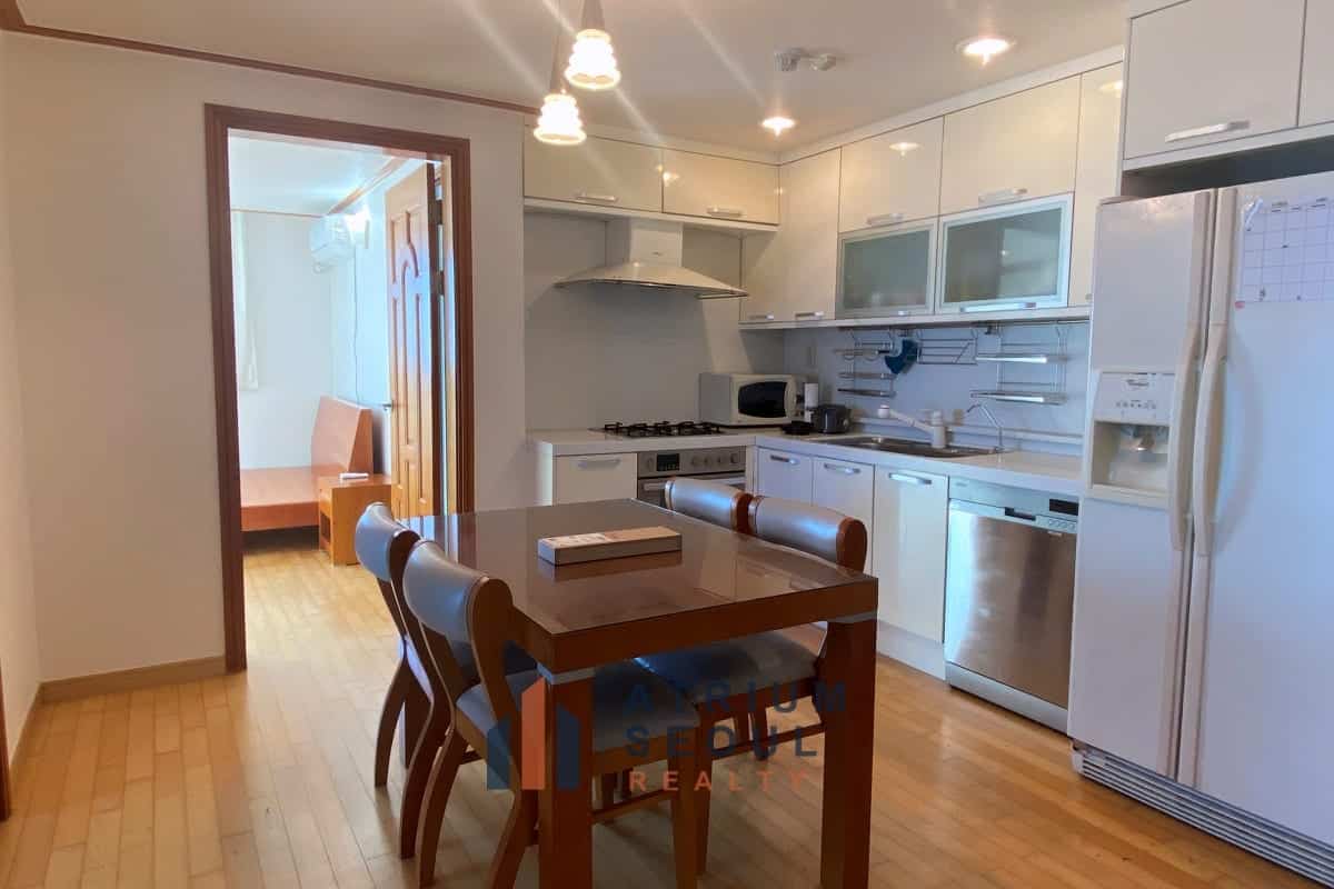Kitchen - Apartment For Rent in Hannam Yongsan Seoul (2)