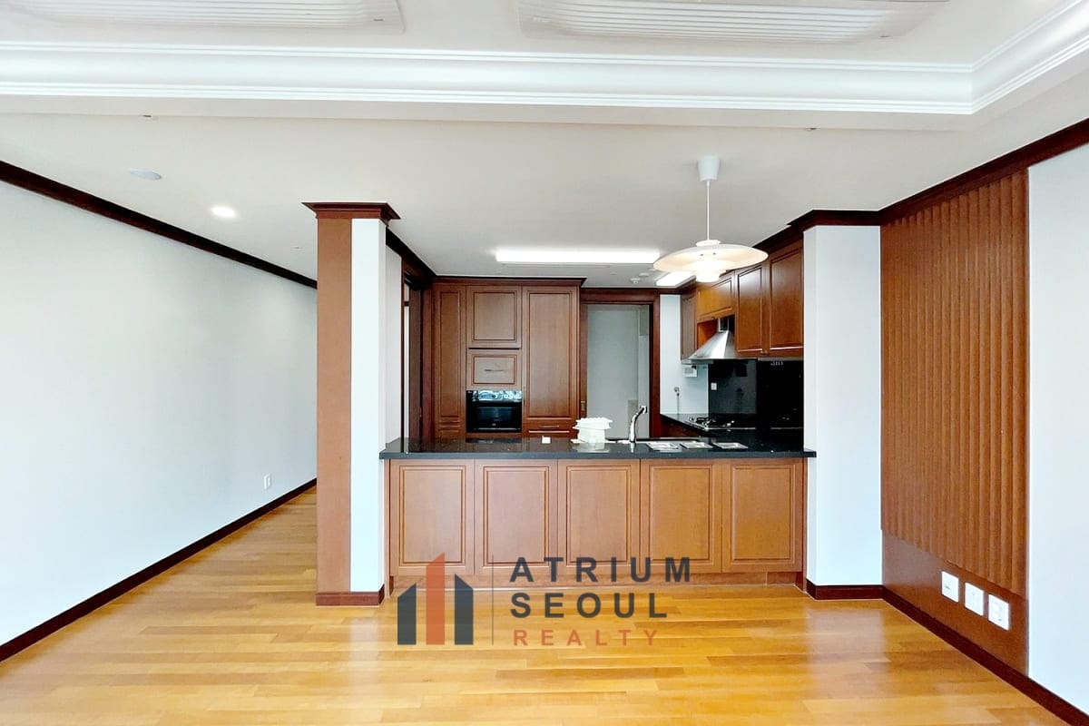 Kitchen - Yeouido aprtment for rent