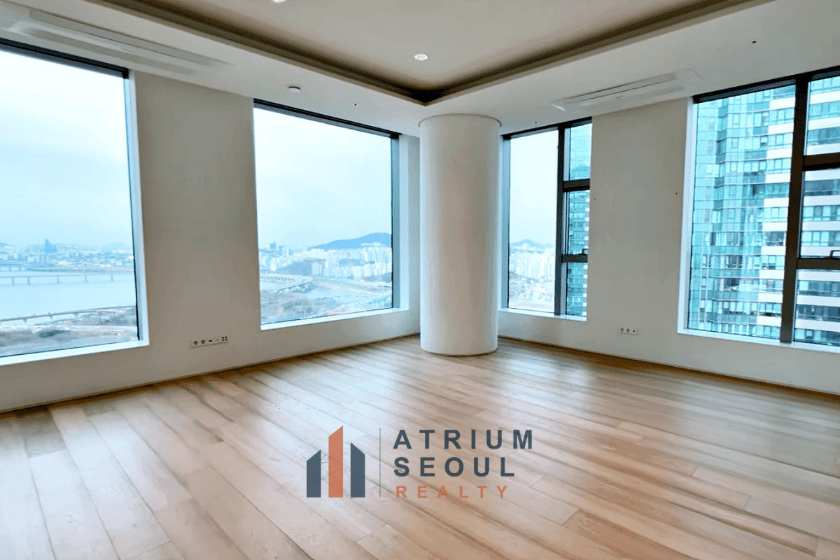 Living area Acro Seoul Forest 3BR Apartment for Rent Seoul Forest & Han River view , Seoungsu, Seoul - Atrium Seoul Realty