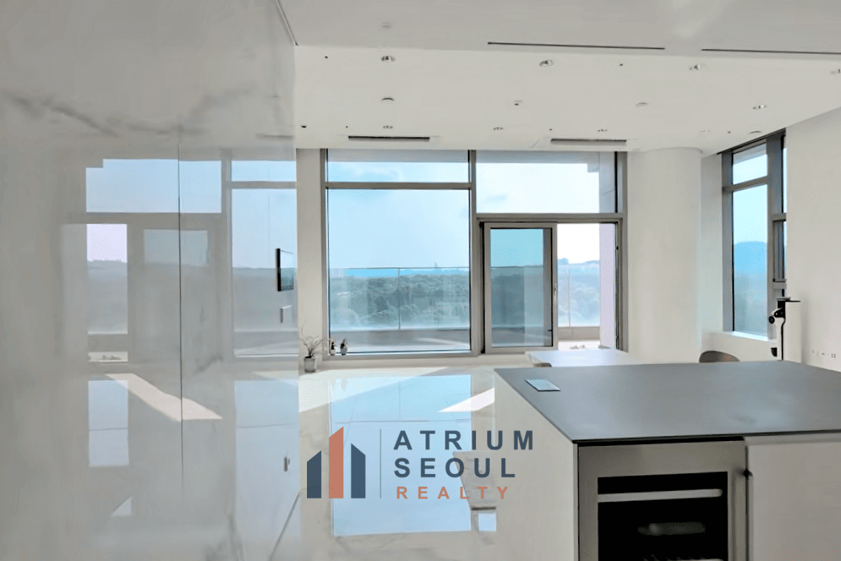 Living area Acro Seoul Forest Apartment for Rent near Seoul Forest in Seongsu, Seoul - Atrium Seoul Realty