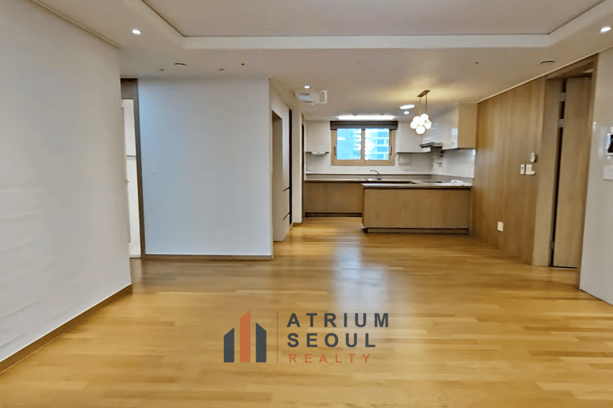 Living area in 3 Bedroom Apartment for Rent in Helio City, Jamsil, Songpa - Atrium Seoul Realty