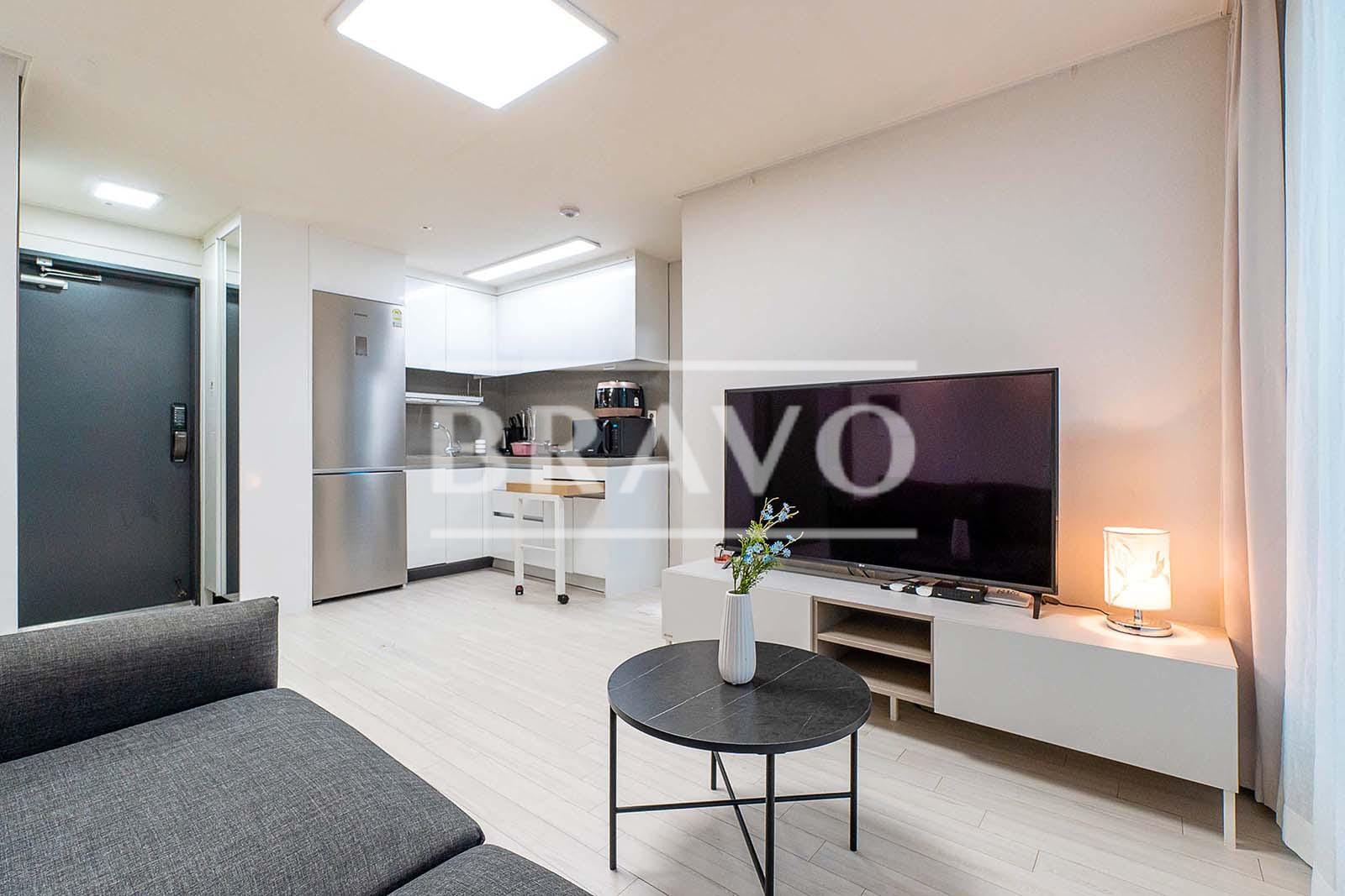 Living area in Short-Term Rent - Fully Furnished 2BR Apartment in Gangnam