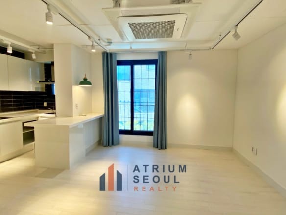 Living room - Apartment for rent in French village