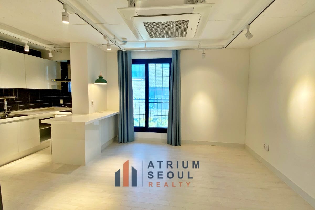 Living room - Apartment for rent in French village
