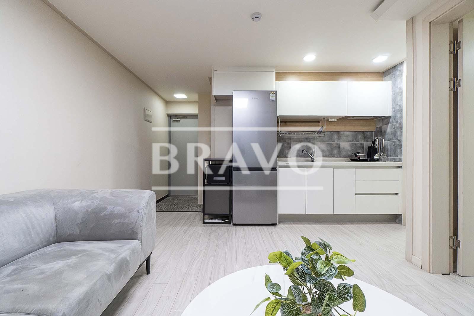 Living room in 2BR Short-Term Rental in Gangnam Yeoksam Seoul