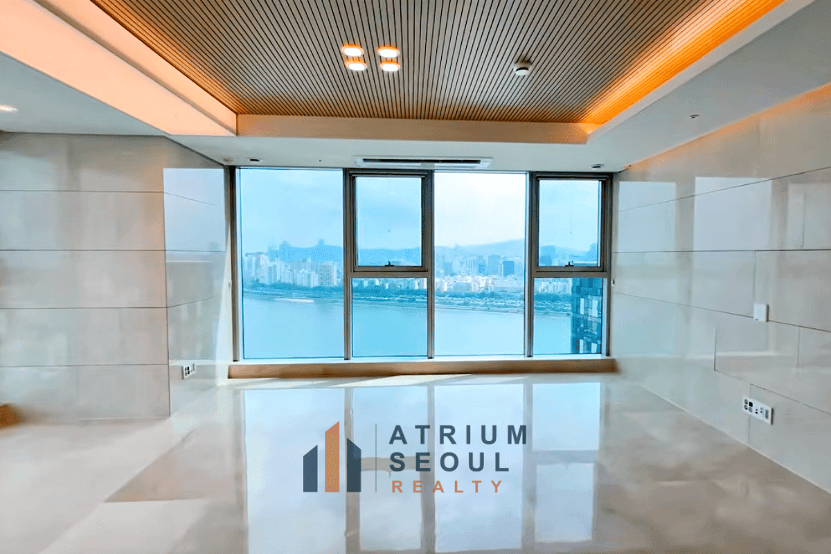 Living room in TRIMAGE 3BR Apartment for Rent in Seongsu Seoul - Atrium Seoul Realty