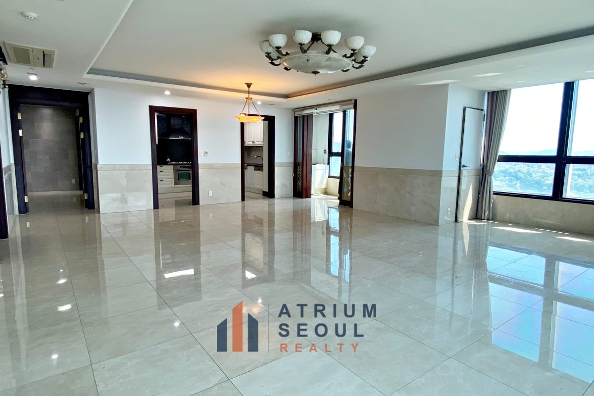 Living space-Yongsan City Park Apartment For Monthly Rent