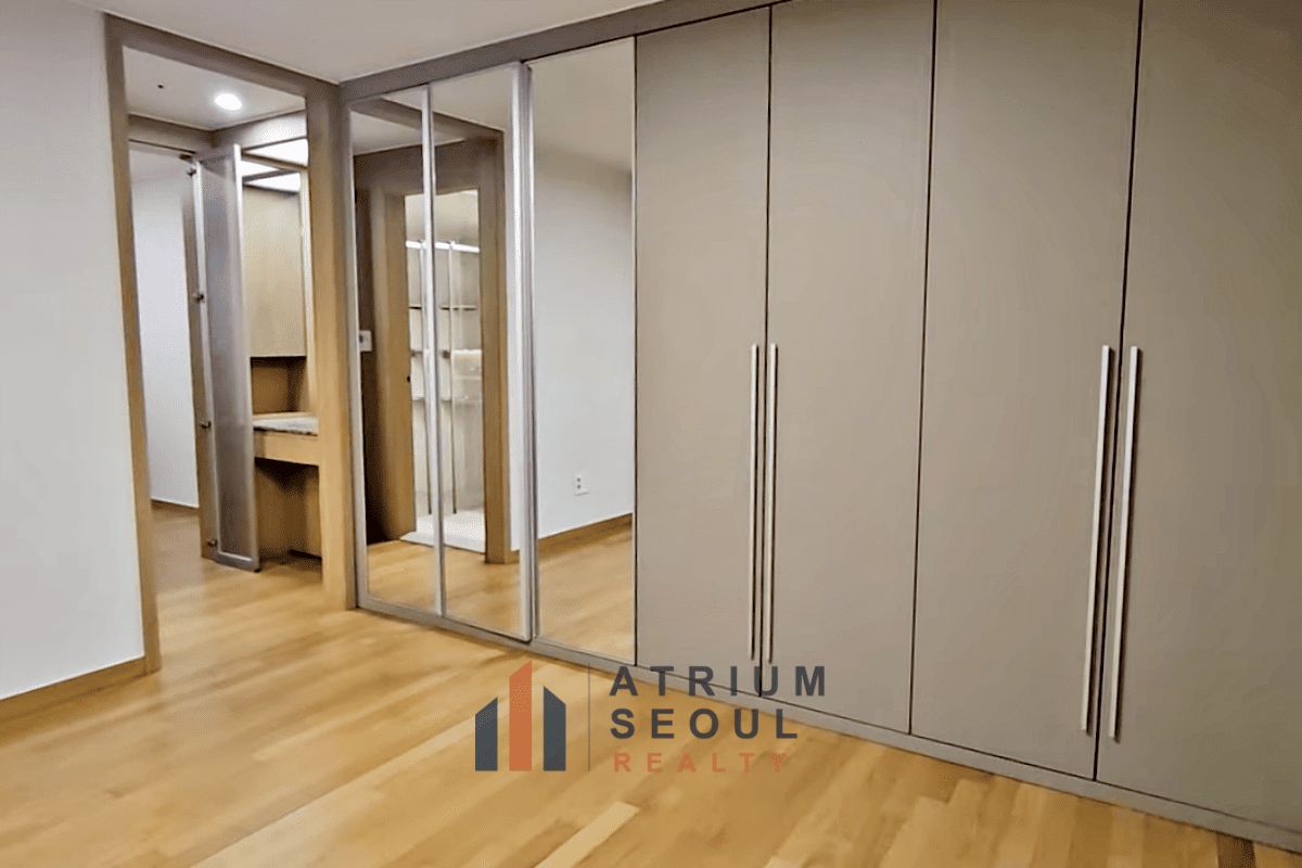 Master room - 3 Bedroom Apartment for Rent in Helio City, Jamsil, Songpa - Atrium Seoul Realty