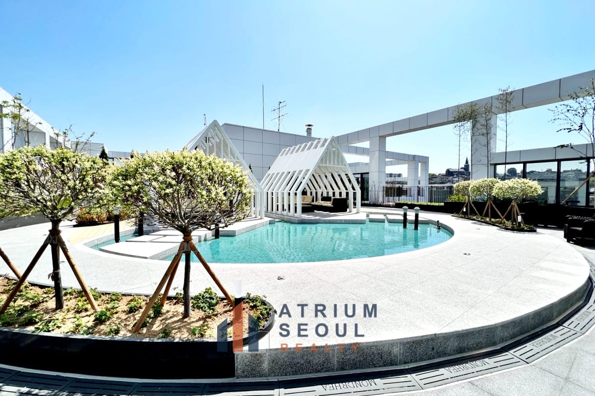 Newly-Built Premium Residence for Rent at Montrea Hannam in Yongsan
