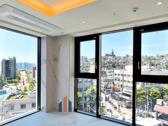 Clear View from Premium officetel for rent at Montrea Hannam in Hannam-dong., Yongsan - Seoul
