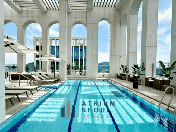 Rooftop Swimming pool Luca 831 in Central Gangnam