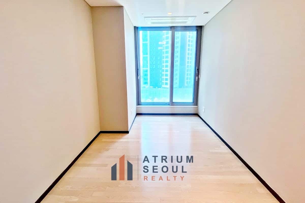 Room- Asterium Yongsan Apartment For Rent