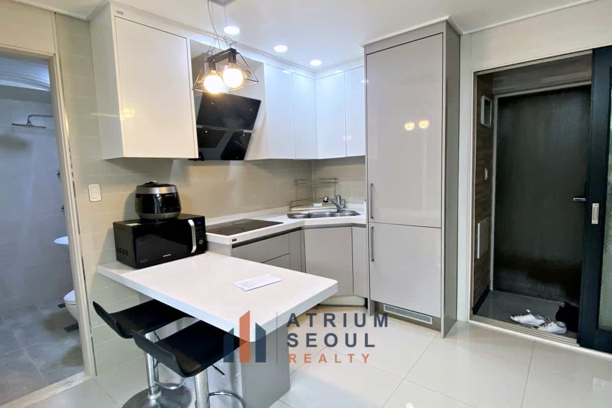 Short-Term Apartment in Gangnam