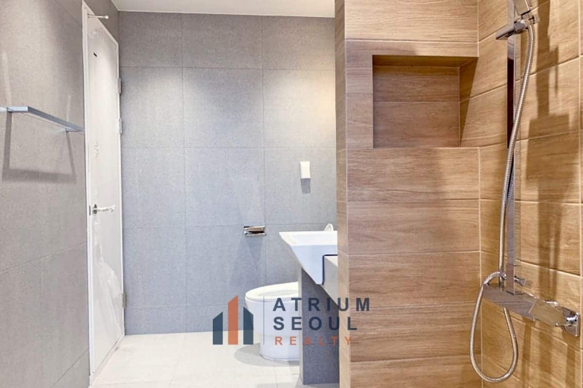 Apartment For Rent in Itaewon Yongsan Seoul